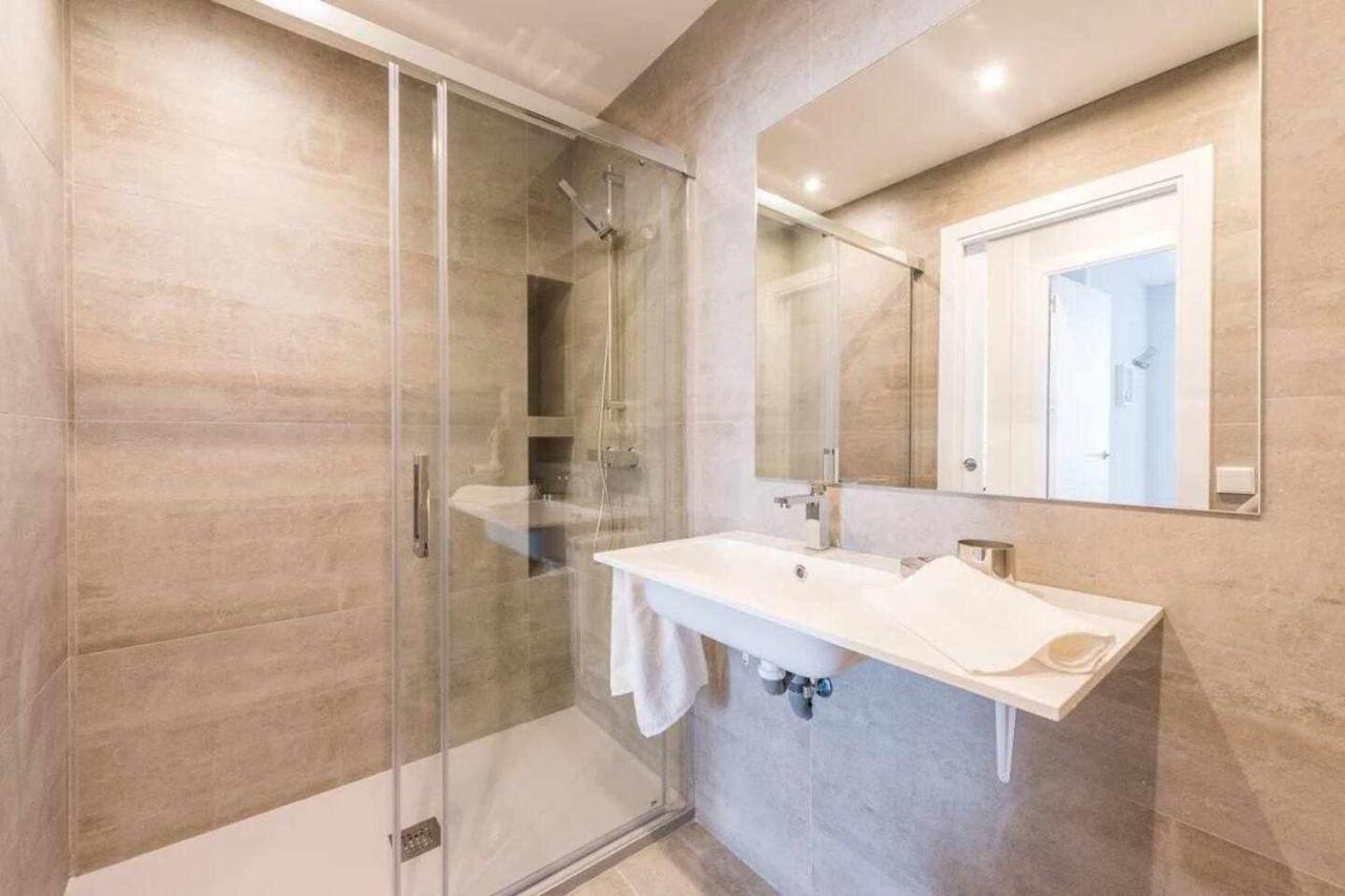 Apartamento lujo princesa gran vía Madrid Exterior foto